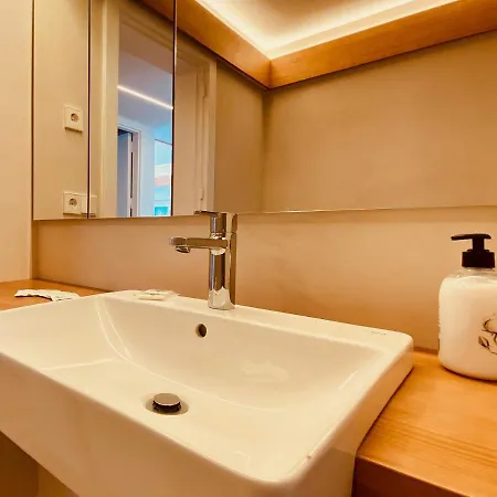 Modern And Friendly Flat In Playa Del Ingles * San Bartolome de Tirajana (Gran Canaria)